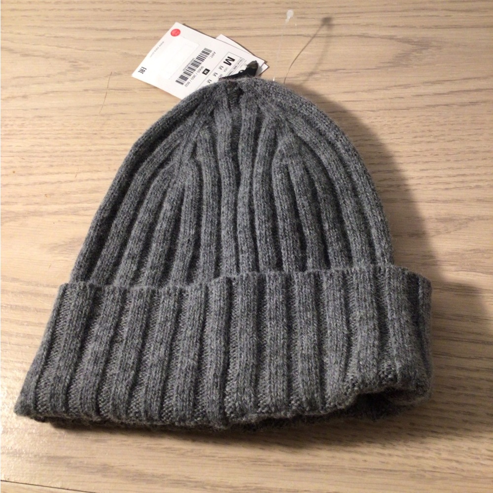 Zara Rib Knit Wool Beanie
